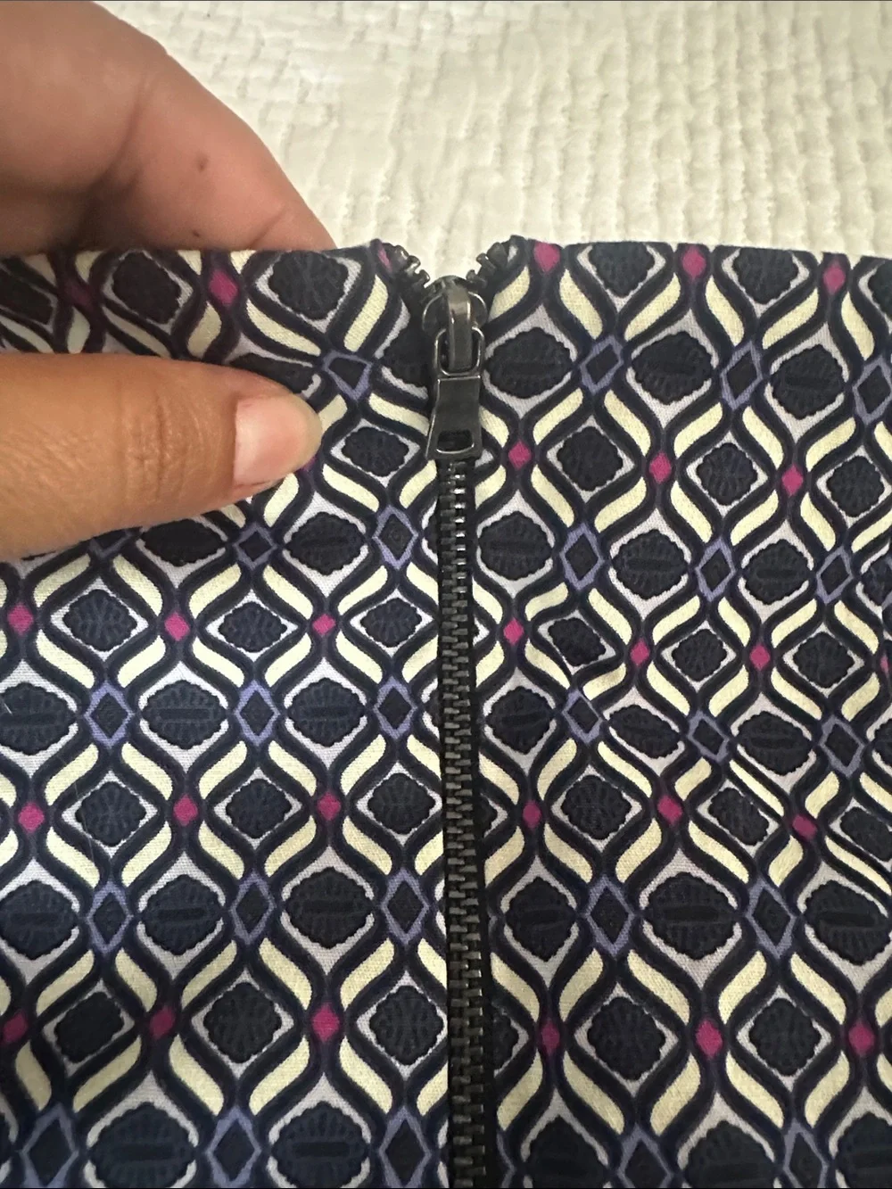 Adrianna Papell Navy Geometric Pencil Skirt Size 10 USA